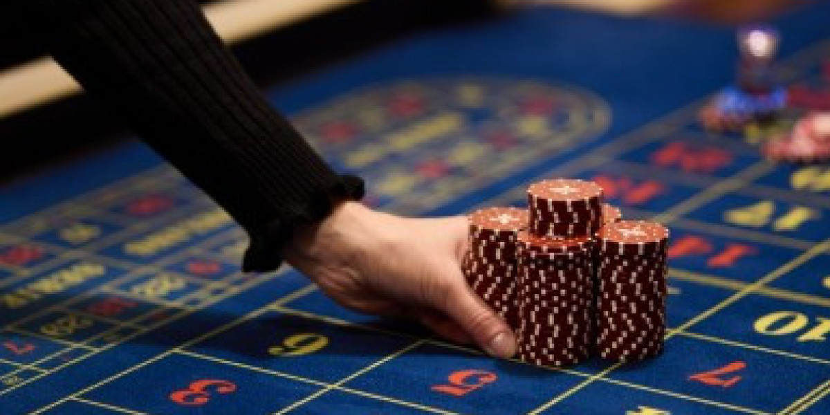The Impact of Gamification Mechanisms on Player Engagement and Loyalty in Online Casinos in 2025