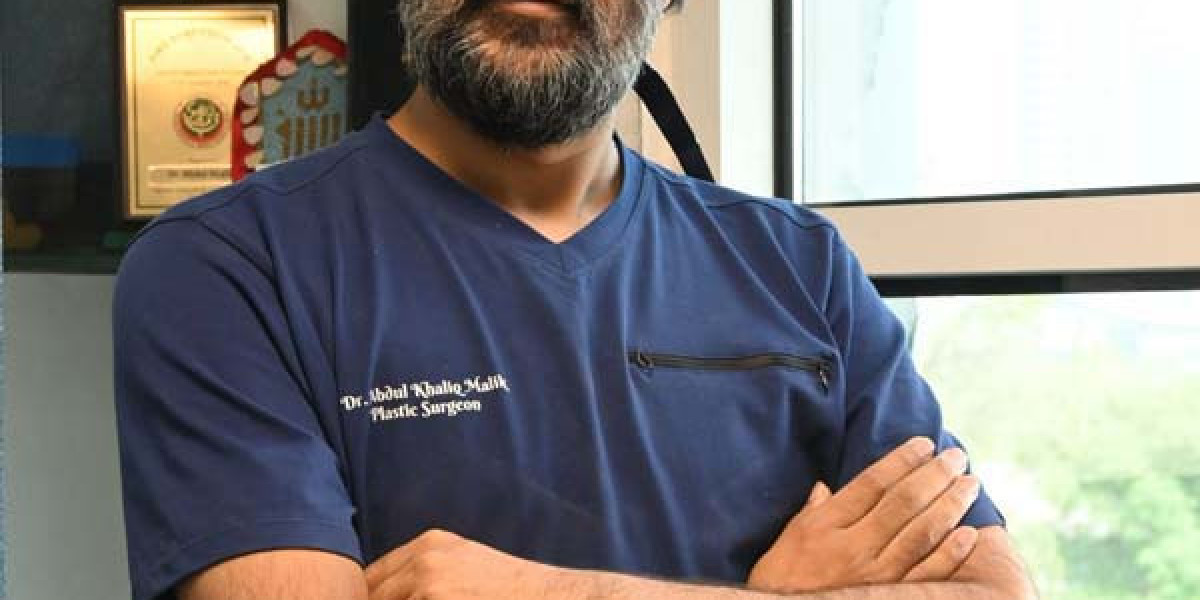 The Complete Guide to Finding a Trusted Plastic and Cosmetic Surgeon